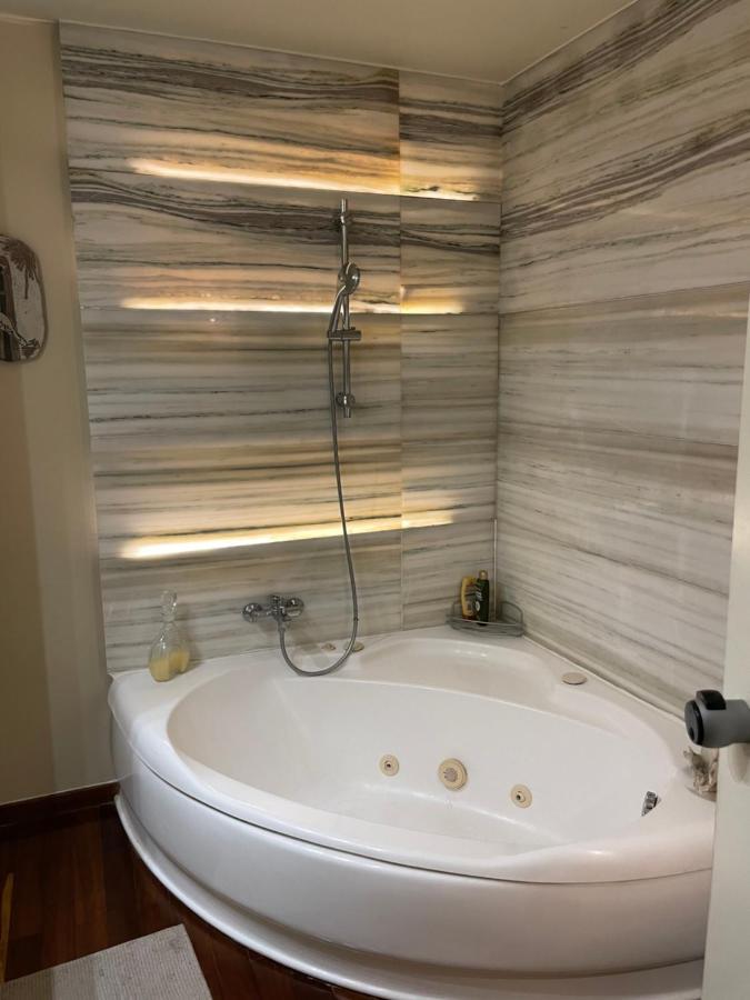 Athens Lycabettus Hill Penthouse, Private Roof Garden & Pool Apartment Екстериор снимка